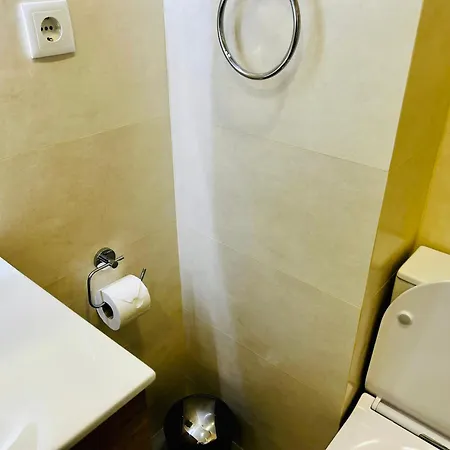 Marina View On Main Avenue Lagos