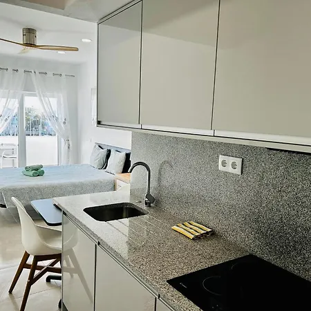 Marina View On Main Avenue