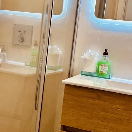 Marina View On Main Avenue