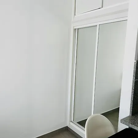 アパート Marina View On Main Avenue