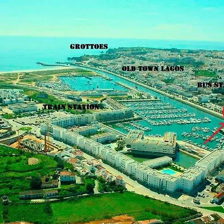 Marina View On Main Avenue Appartement